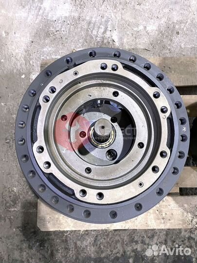 Бортовой редуктор Hyundai R380LC-9A