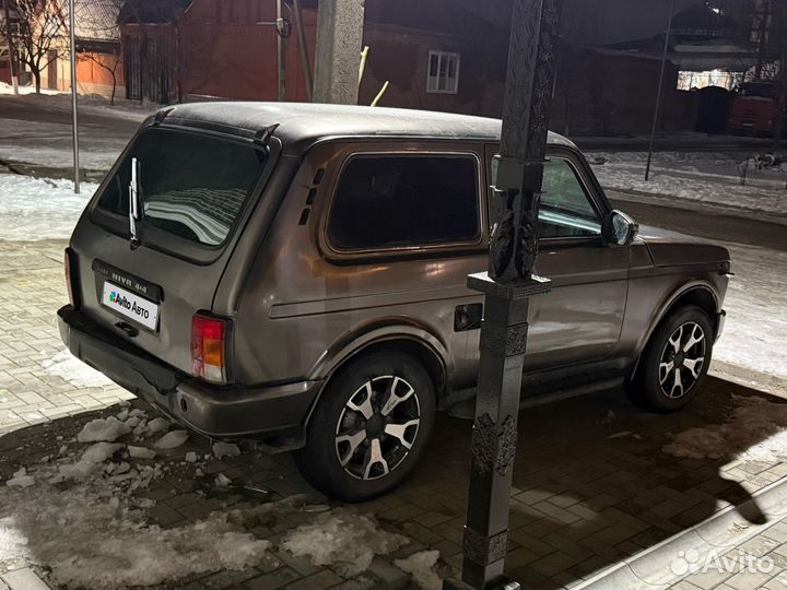 ВАЗ 2121 (4x4) Urban 1.7 МТ, 2015, 111 111 км