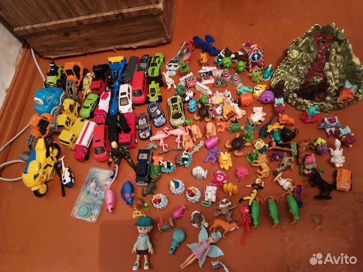 Игрушки из киндера