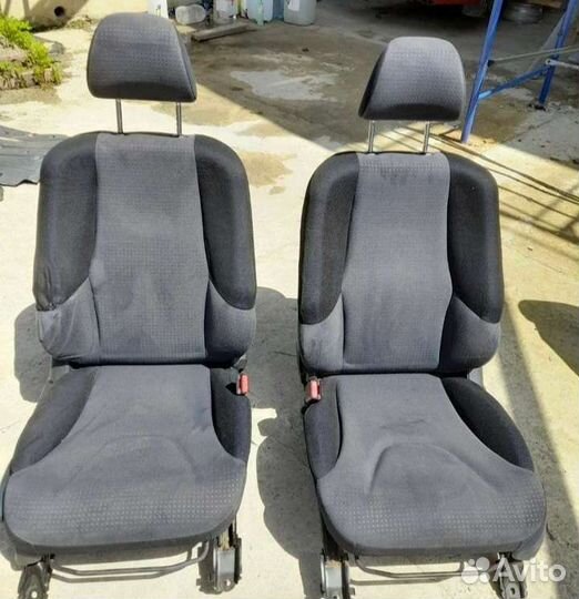 Сиденья с иномарки, можно установить на ваз ниву