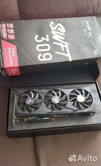 Видеокарта AMD RX6700XT