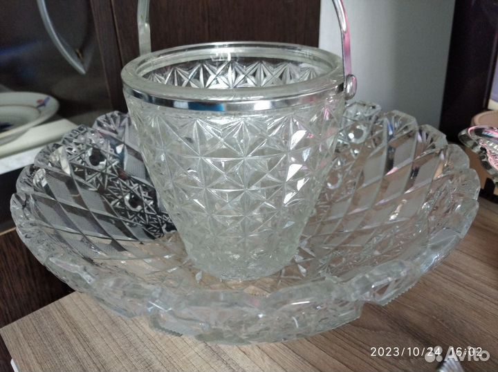 Хрустальная и фарфоровая посуда