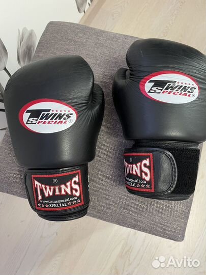 Боксерские перчатки 14 oz, бронь до 20 октября