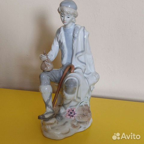 Фарфоровые статуэтки Lladro Tengra Испания