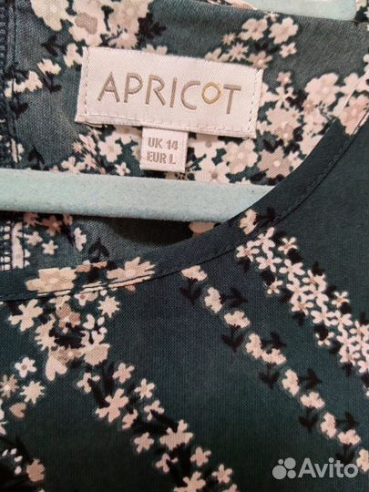 Платье новое Apricot р. 48