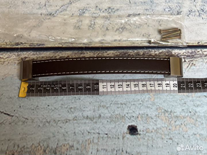 Ручка мебельная под кожу новая