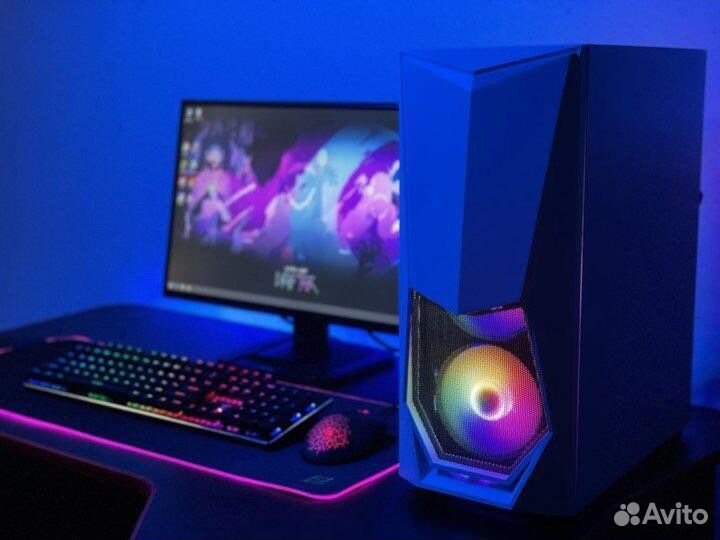 Игровой ситемник с комплектом i7