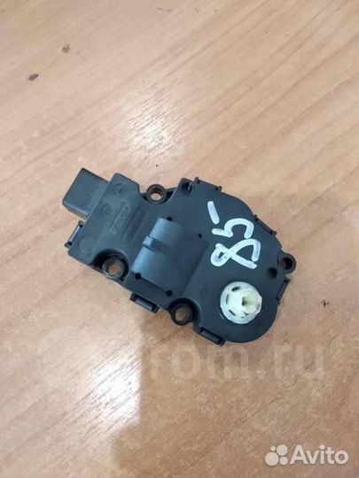 Моторчик заслонки отопителя Audi A4 (B8) 2007-2015