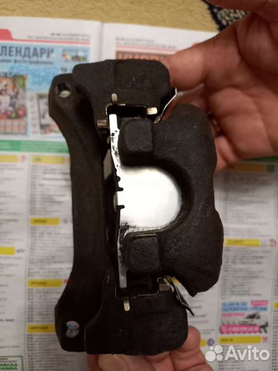 Тормозной суппорт б/у