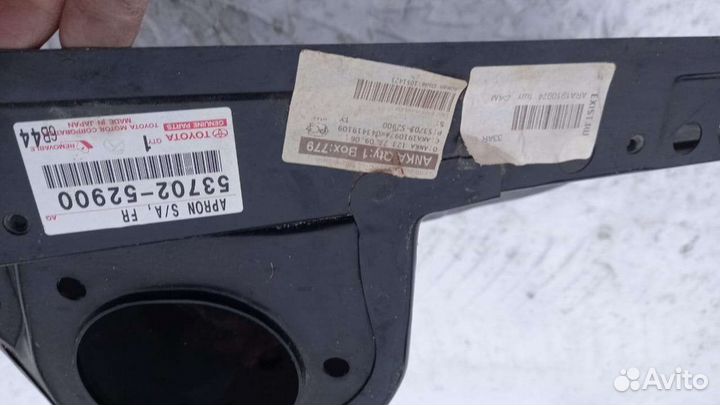 Фартук переднего левого крыла Toyota