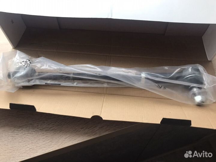 Рулевая тяга правая