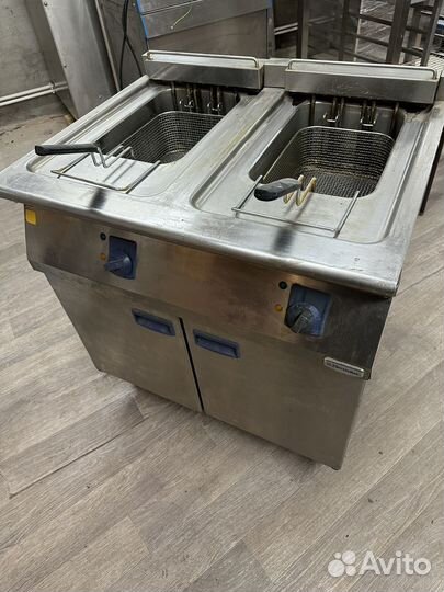 Фритюрница Electrolux 12 литров