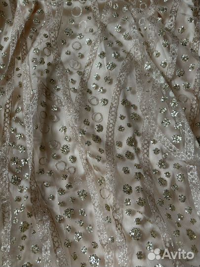 Платье женское с глубоким вырезом р. М