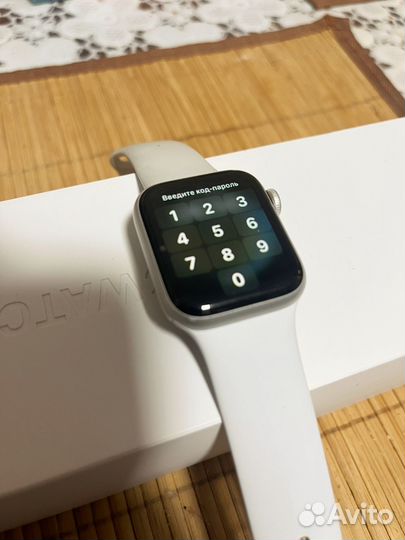 Часы apple watch 5 40 mm бу