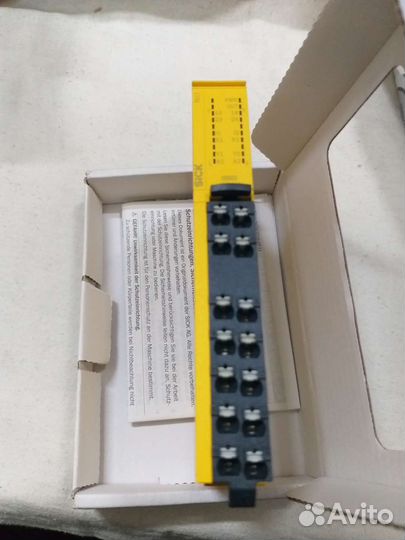 Реле sick FX3-XTI084002/UE10-3OS2D0/FX3-CPU000000