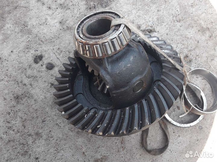 Дифиринциал заднего моста Волга газ 3102