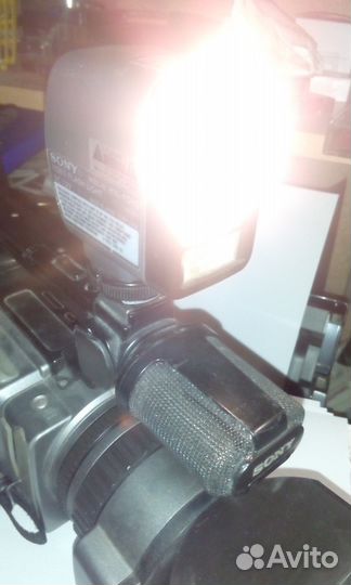 Накамерный свет Sony Video Flash Light Model HVL-F