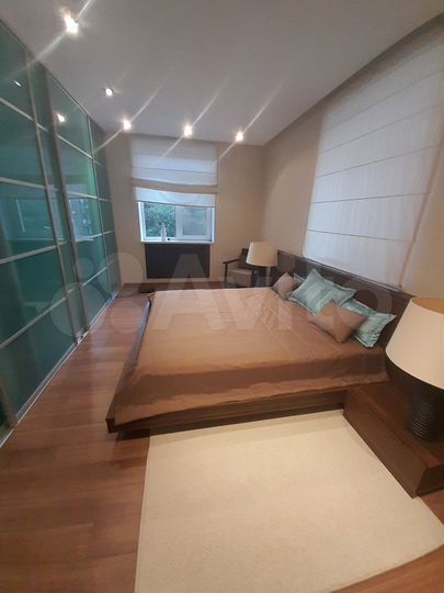 4-к. квартира, 101 м², 2/4 эт.