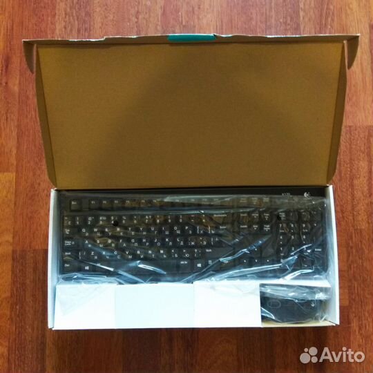 Клавиатура и мышь Logitech mk120 новые