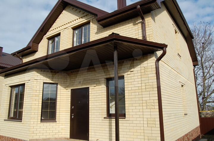 Коттедж 138 м² на участке 5,2 сот.