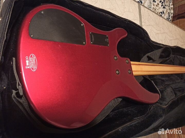 Бас гитара Yamaha trbx 304