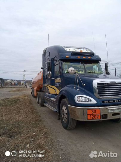 Freightliner Columbia, 2005