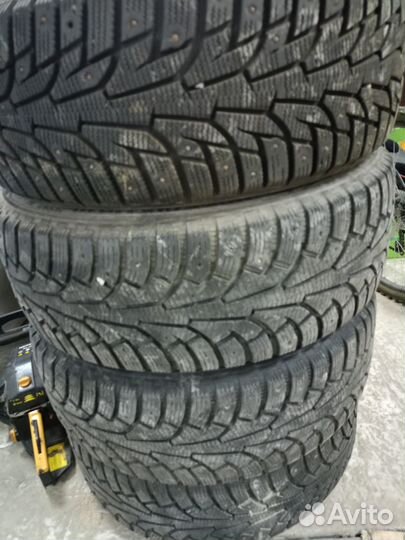 Nokian Tyres Hakkapeliitta SUV 225/55 R18