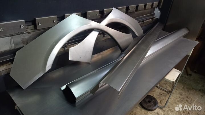 Пороги кузовные Toyota Corolla 120