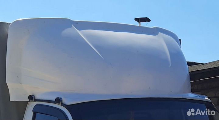 Спойлер на крышу газель