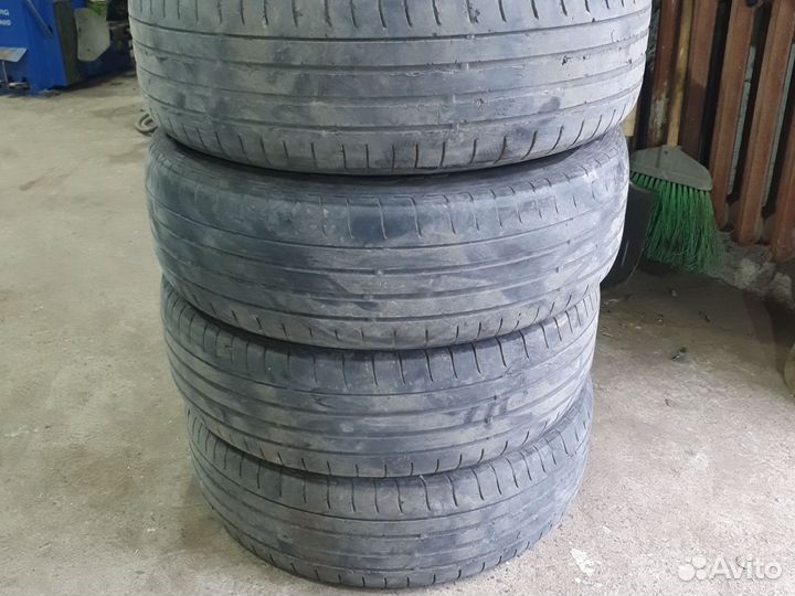 Nexen N Fera RU1 215/65 R17