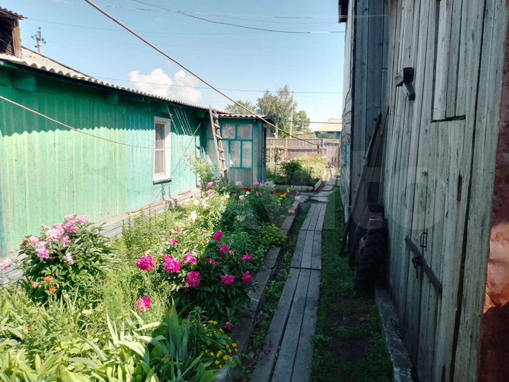 Дом 60 м² на участке 5 сот.