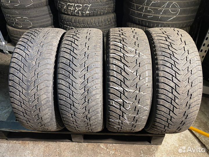 Nokian Tyres Hakkapeliitta 8 215/55 R17 98T