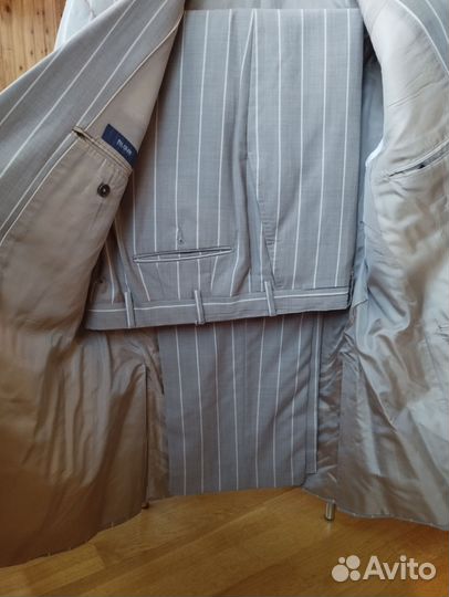 Костюм мужской классический