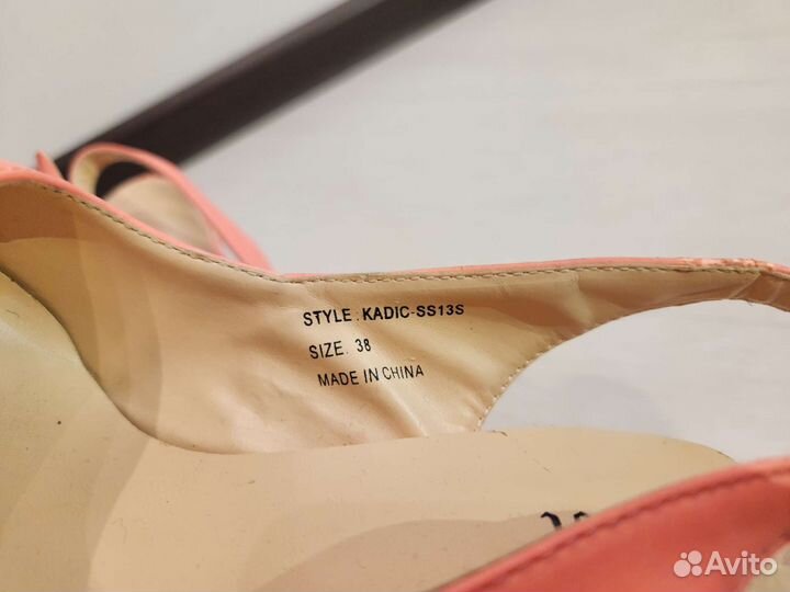 Босоножки женские 38 размер