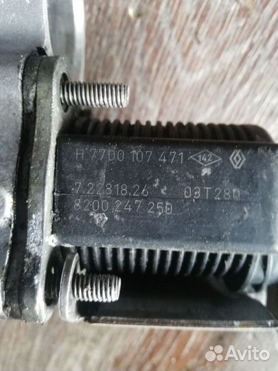 Клапан рециркуляции выхлопных газов Renault Megane