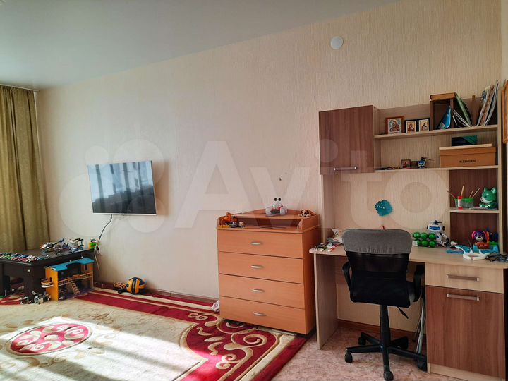 3-к. квартира, 95 м², 8/12 эт.