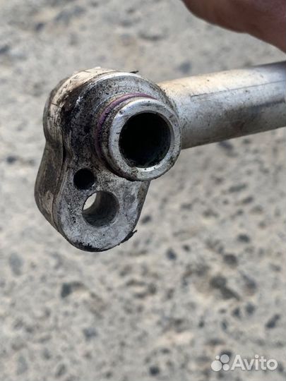 Трубка кондиционера Skoda Octavia 2 (A5) лифтбек