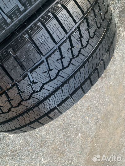 Sailun Ice Blazer Arctic 215/55 R16