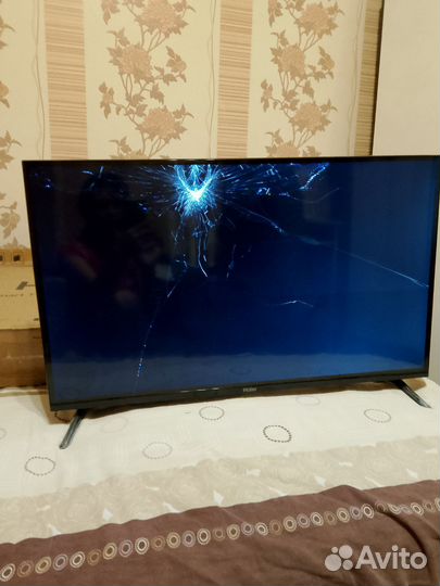 Телевизор SMART tv 32 дюйма