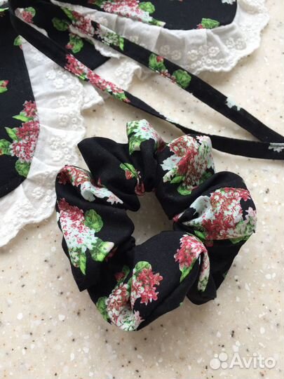 Воротник на завязках в цветочек