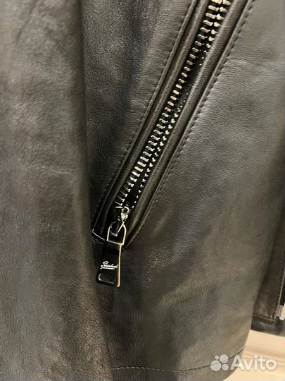 Кожаная куртка barbed