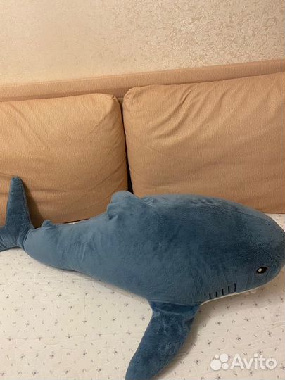 Б/у мягкая игрушка акула 1 метр