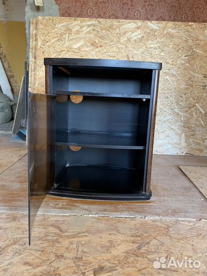 Стеклянная тумба под тв телевизор