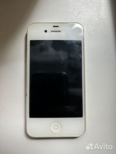 iPhone 4, 8 ГБ