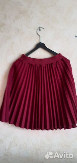 Школьная форма,бордовая, для девочки 10-11 лет