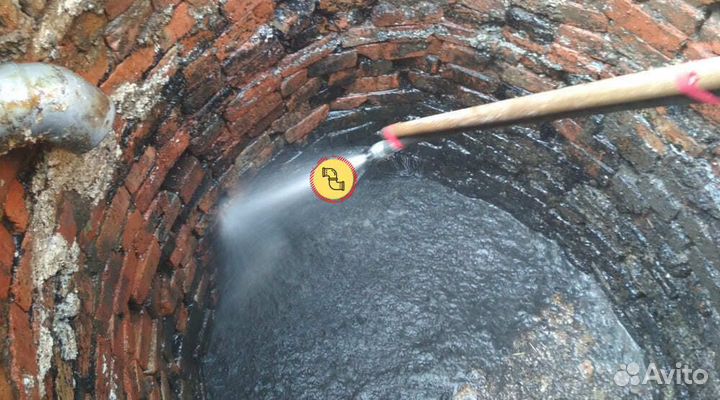 Чистка ям от ила. Чистка выгребных ям