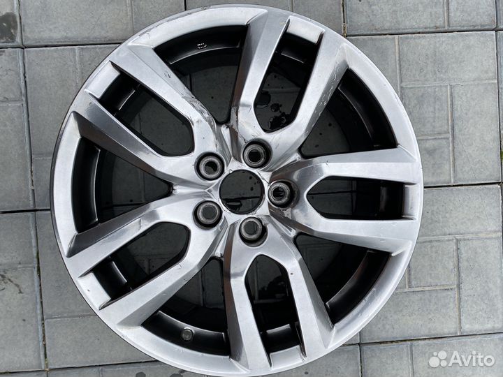 Диск Lexus R18