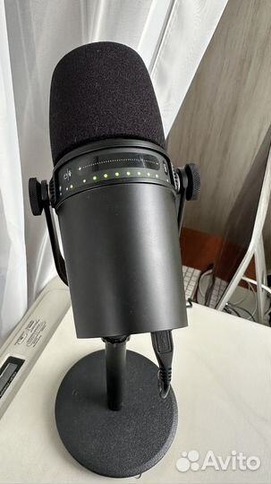 Микрофон shure mv7