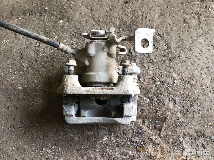 Toyota corolla 150 Суппорт