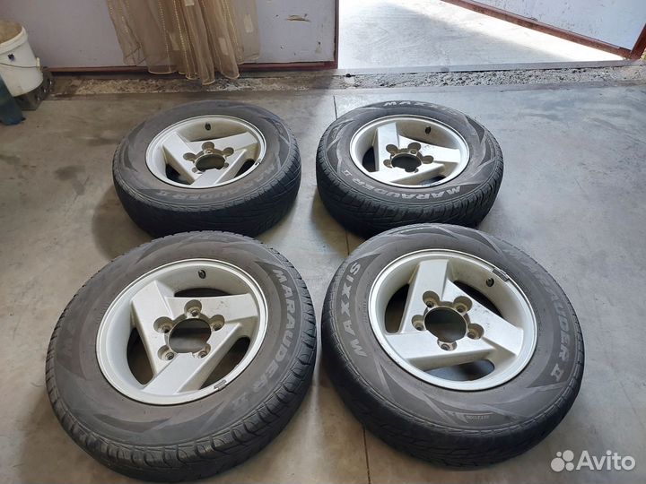 Продам литые диски r15